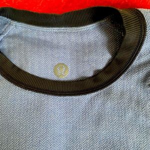 Lululemon MensS sweatshirt light blue and gray